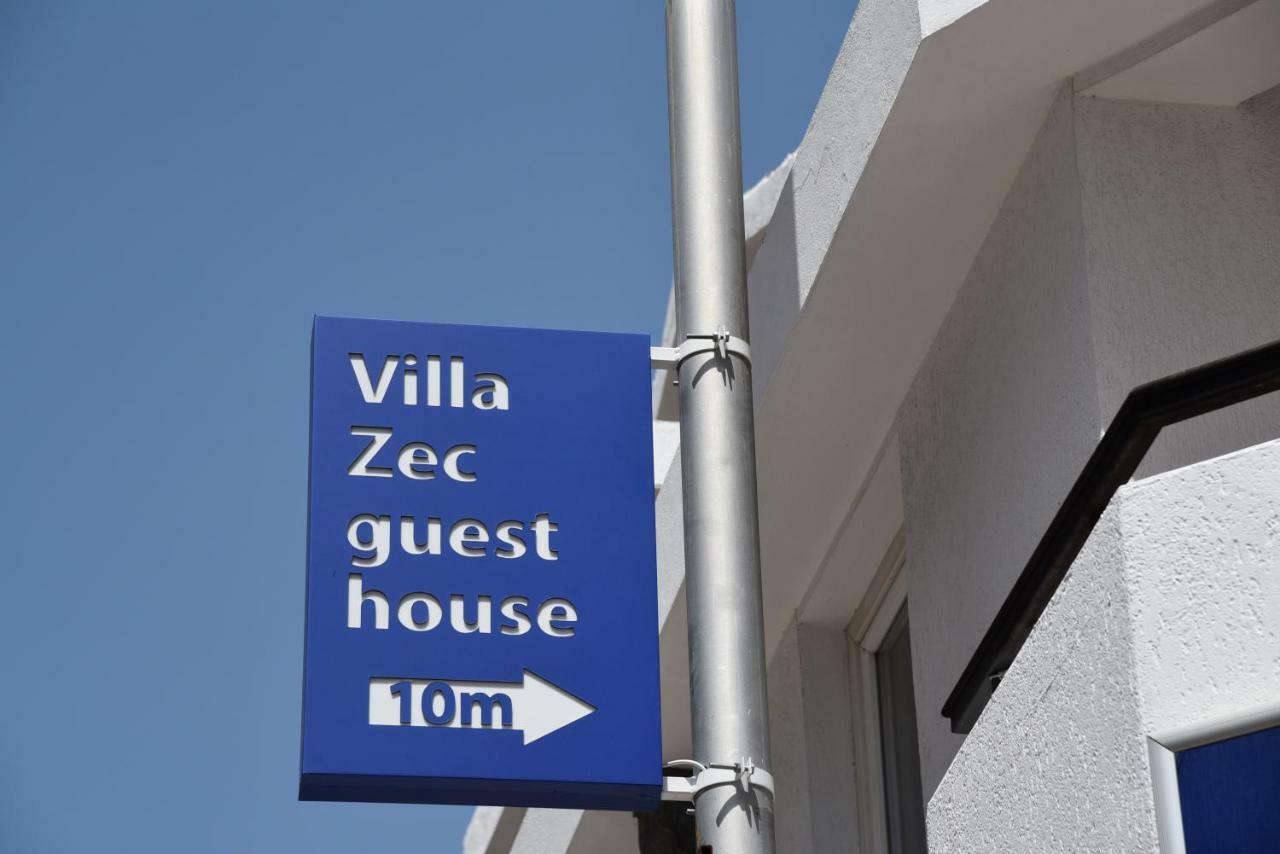 Guest House Zec บุดวา ภายนอก รูปภาพ